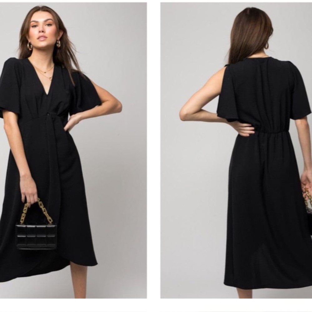 NWT GILLI Forever Yours V-neck Front Knot Mini Black Dress